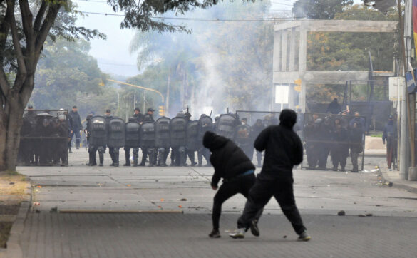 Police repression in Jujuy. Credit: Télam