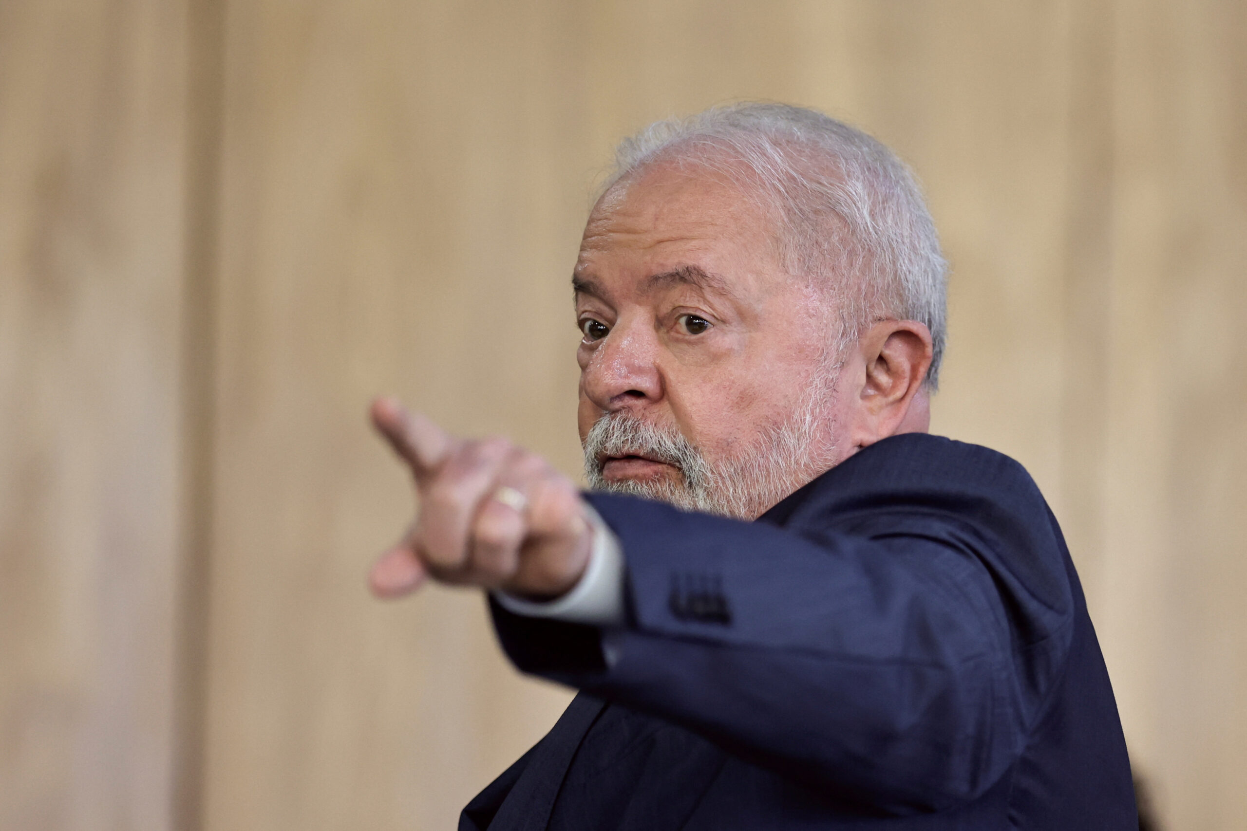 Lula says he prays Argentina elects president who defends social inclusion