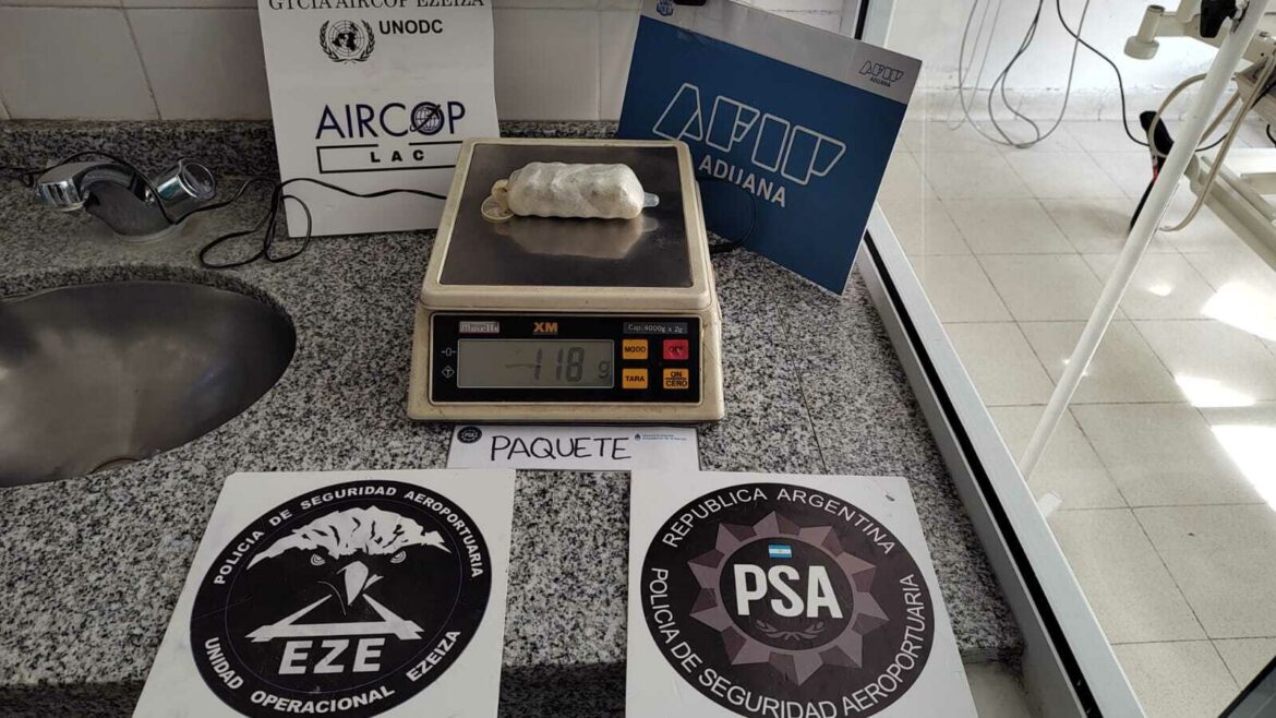 Cocaine capsules inside a condom seized on Friday. Photo: Aduana Argentina