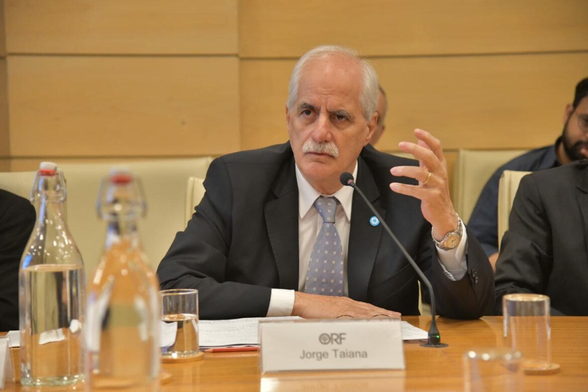 Defense Minister Jorge Taiana. Source: Defense Ministry
