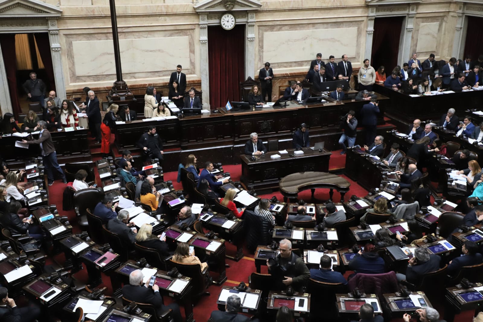 CFK assassination bid: Lower House authorizes court to seize lawmaker’s cellphone