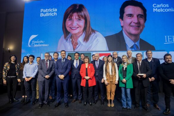 Patricia Bullrich, Carlos Melconian and their team on Thursday, August 31 in Córdoba. Source: Bullrich campaign