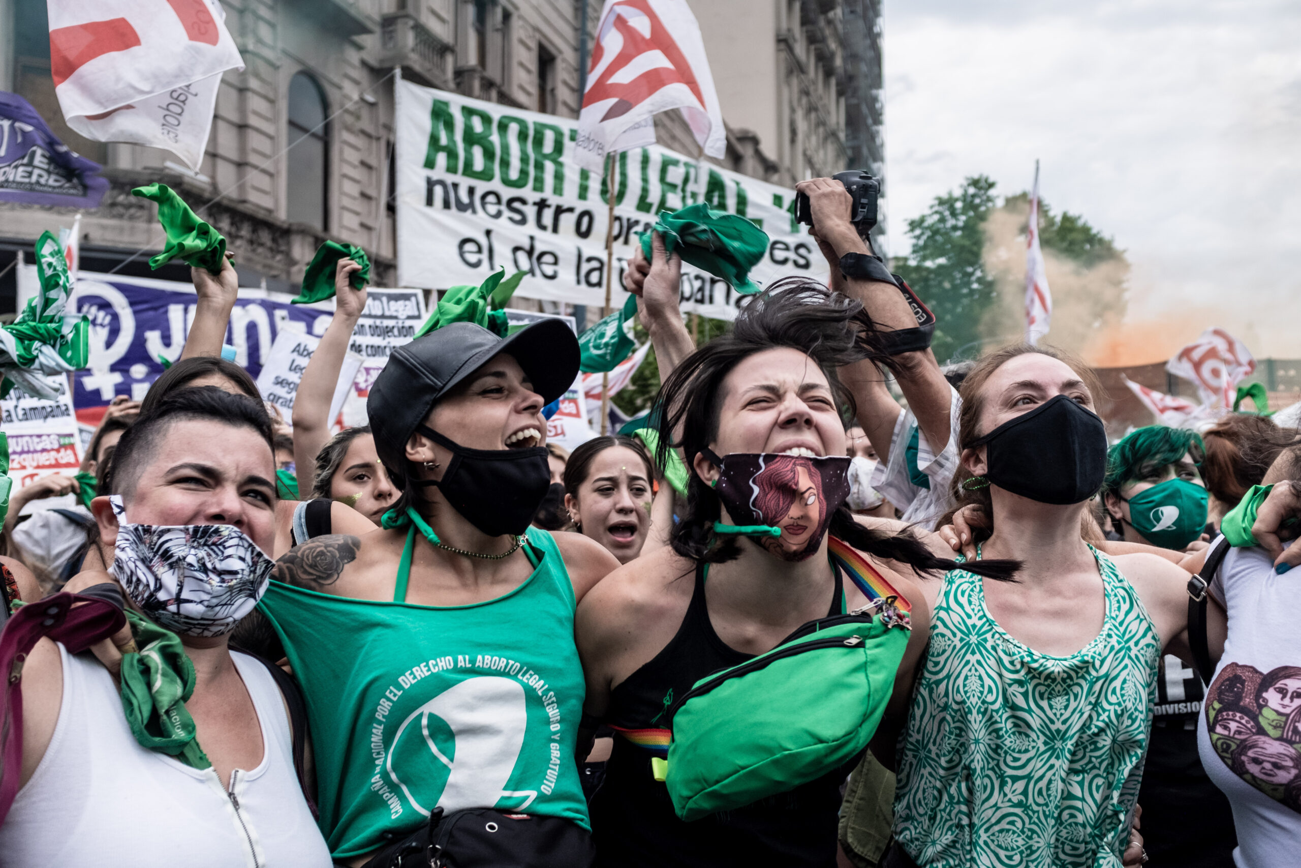 Why women’s votes could make or break Milei’s victory in Argentina’s elections