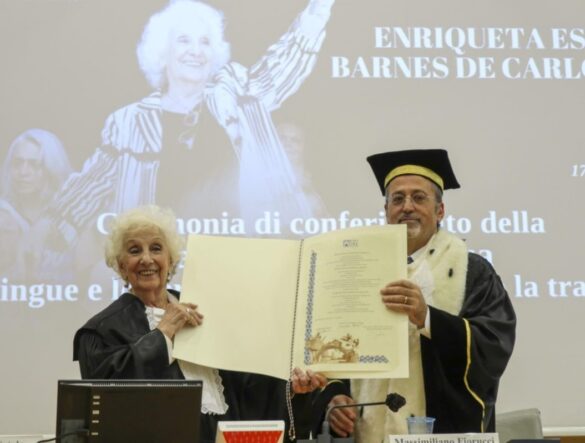Estela de Carlotto receives honorary doctorate at the university of Rome