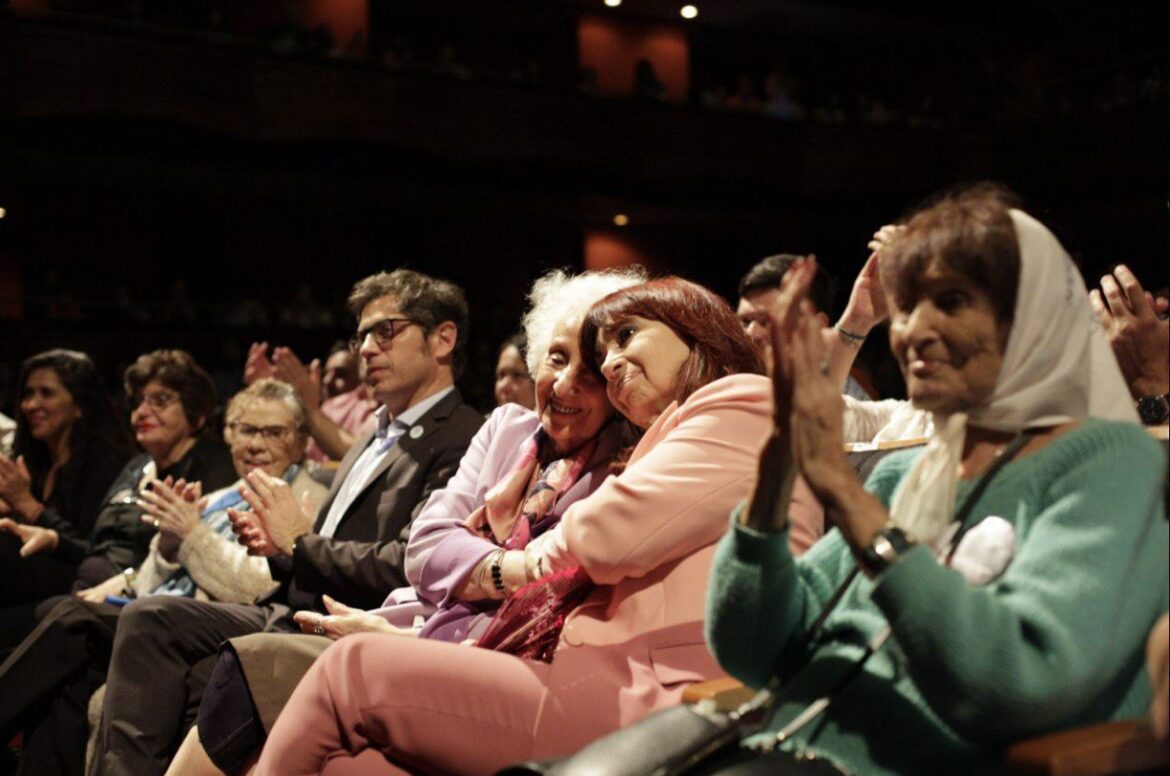 Cristina Estela and Axel from CFK X feed