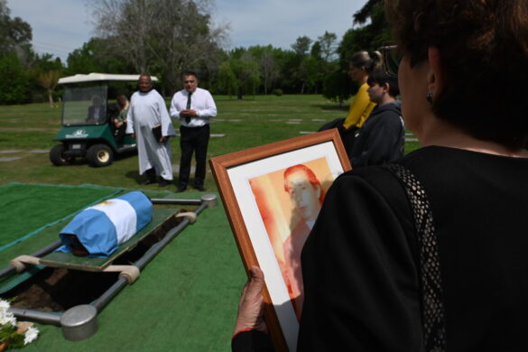 Benito Romano's friends and family at the cementery. Credit: courtesy of the Argentine Forensic Anthropology Team