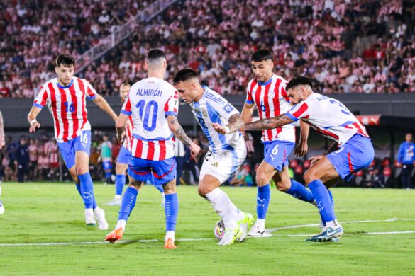 Lautaro Martínez in the Paraguay-Argentina match on Thursday. Credit: Paraguay National Football Team on X