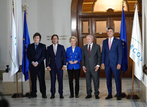 Ursula Von der Leyen of the European Commission and the presidents of the Mercosur Bloc announced that they had reached a trade agreement in Montevideo, Uruguay, on December 6, 2024.