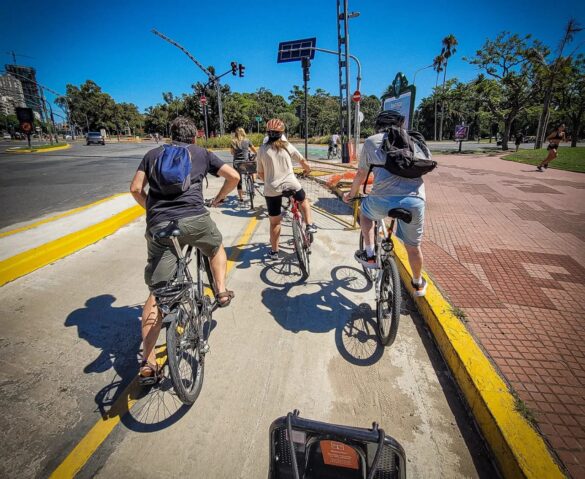 Cyclists in Buenos Aires. Source: Provided by Bicivilizadxs