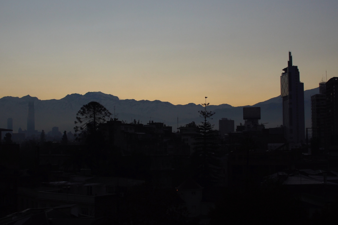 Santiago Chile blackout. Credit: Ildo Frazao Istock