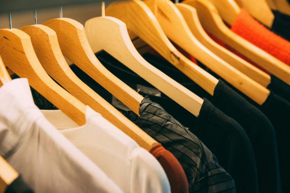 Clothes rack (Credit: Kai Pilger/Pexels)